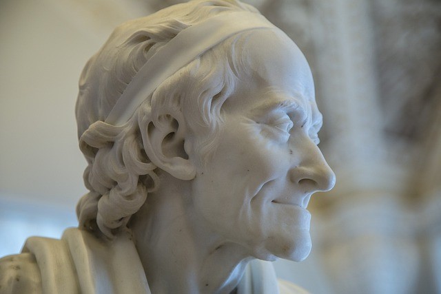 Top 10 des meilleures citations de Voltaire